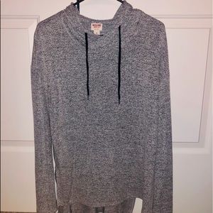 Comfy Mossimo Hooded Long-Sleeve Top